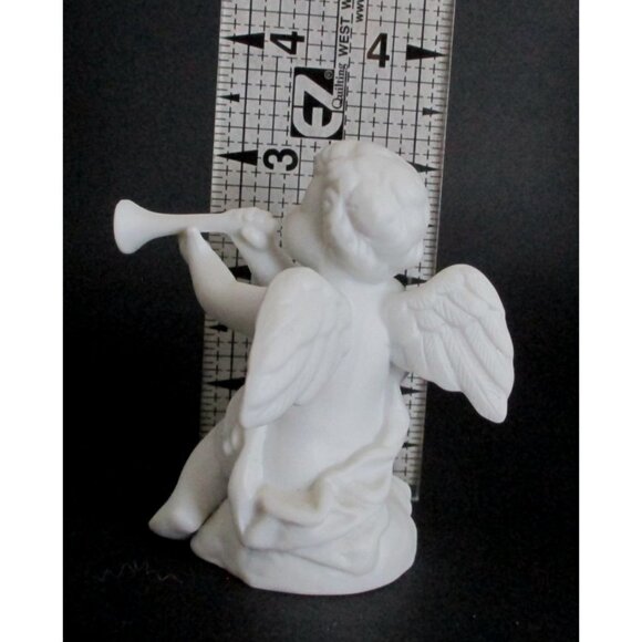 Avon Nativity Collectibles The Cherub Figurine - Vintage 1989 White Porcelain B - Picture 6 of 8